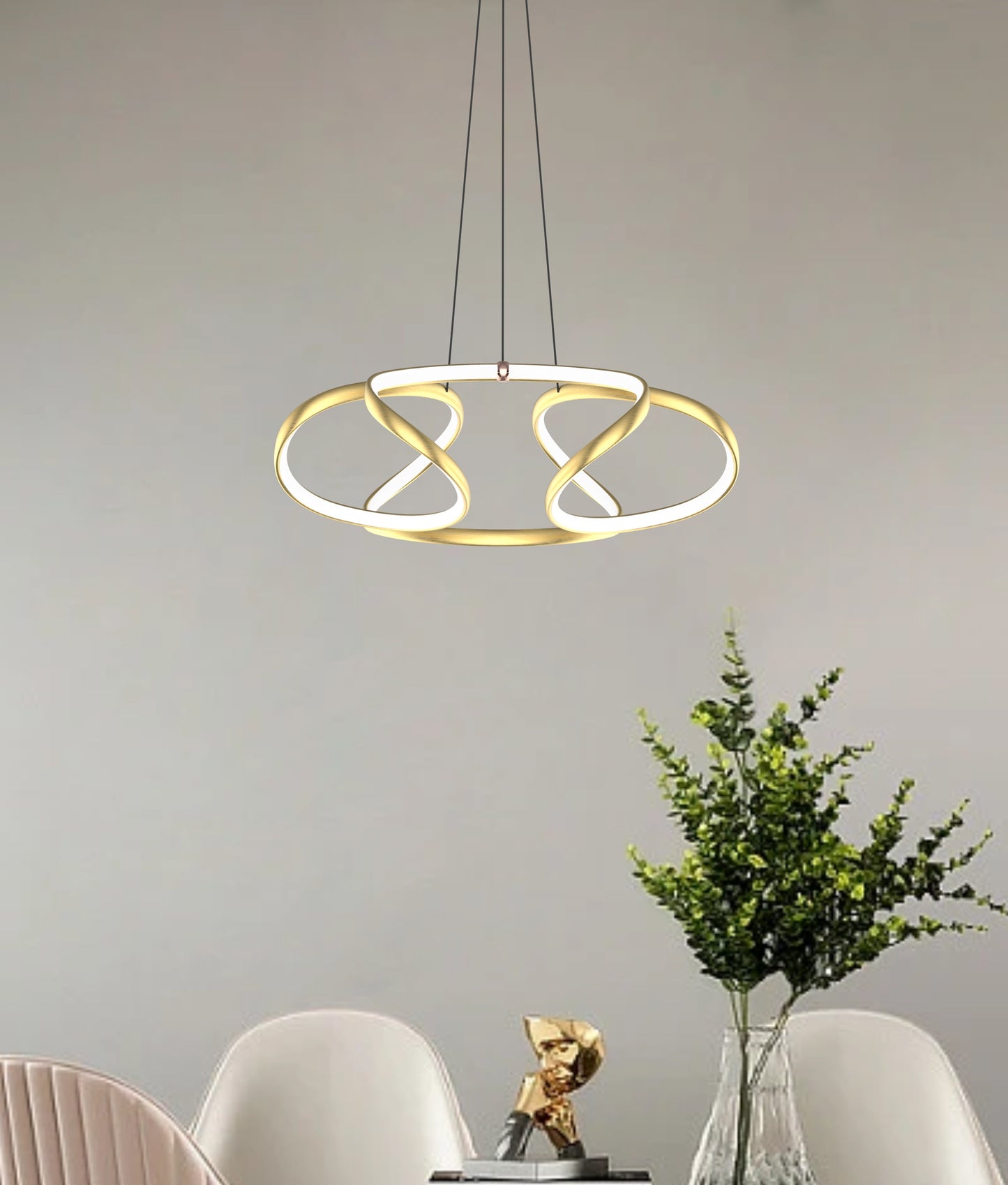 4033100043571 Chandeliers
