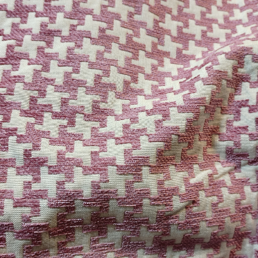 4033100043764 Throws