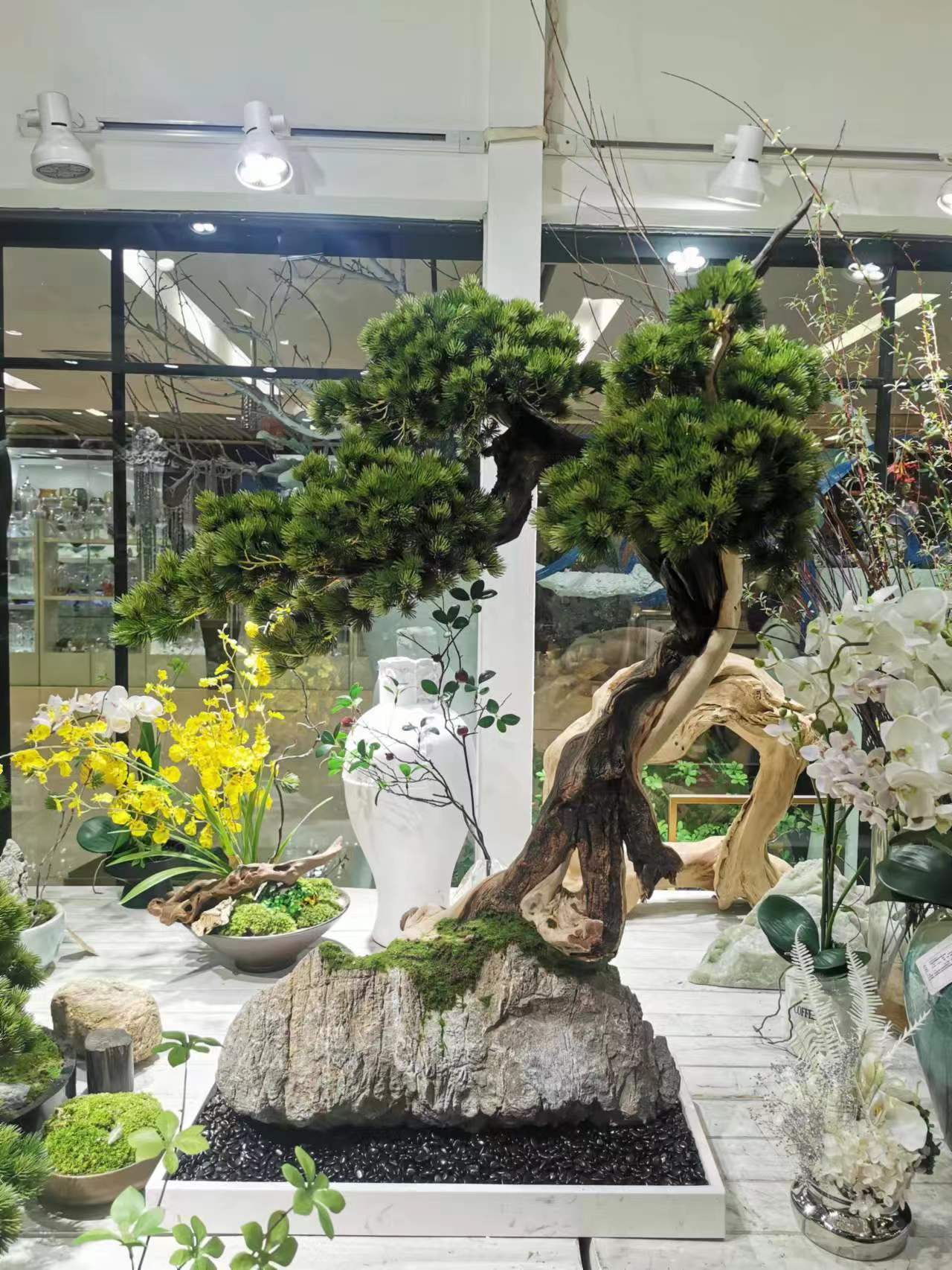 4033100044892 Decorative Trees