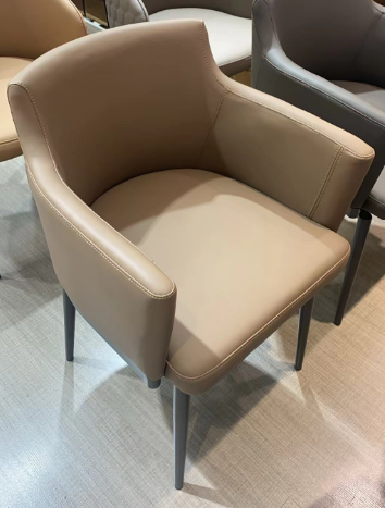 912 بني
