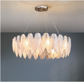 4033100045635 Chandeliers